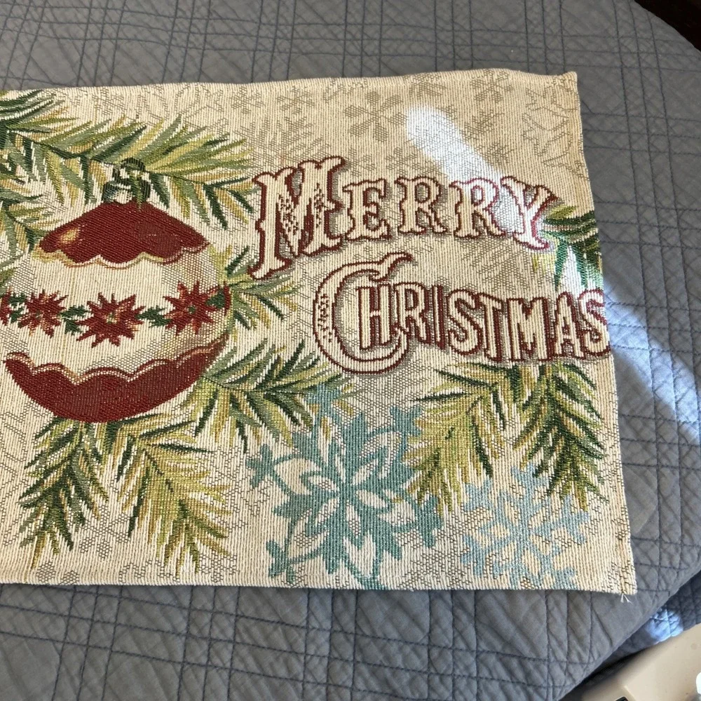 Vintage Merry Christmas‎ Woven Tapestry Table Runner Red Ornaments 13x68